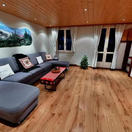 Mit Bergblick By Interhome * גרינדלוולד